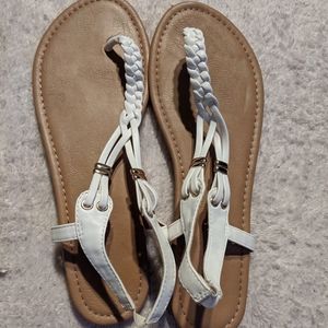 American eagle sandals